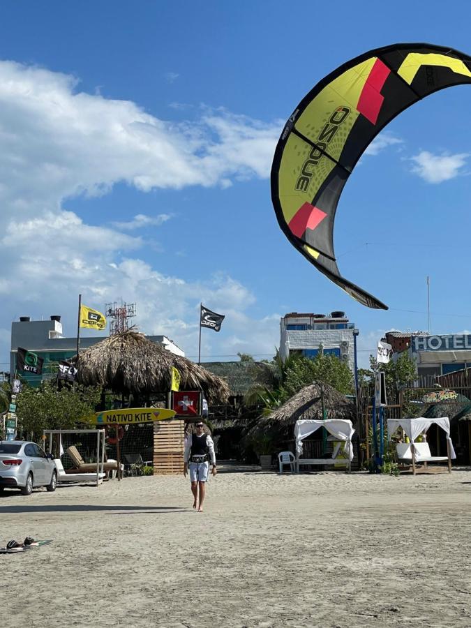 Nativo Kite House Hostel La Boquilla Exterior photo